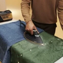 Philips Domestic Appliances PerfectCare 6000 Series Ferro Da Stiro Con Caldaia - 2400W, Colpo Di Vapore 600g, Pressione 8 Bar, Tecnologia OptimalTEMP, Serbatoio 1,8 L, Nero (PSG6064/80) -Elettrodomestici Negozio 86324545 3